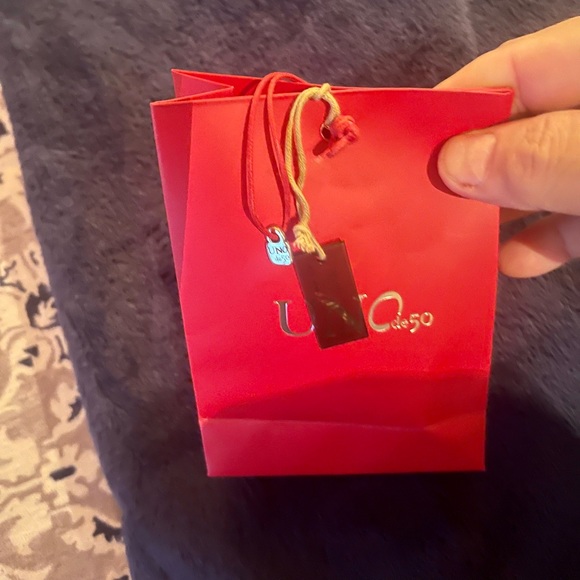 Beautiful Uno de 50 unisex ring size 8. Hand made in Spain. These are rare! - Picture 4 of 9